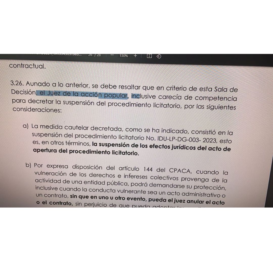 Entre otras cosas, en el momento en el que el Juzgado tomó la decisión era incierto si el proceso licitatorio iba a culminar con la adjudicación del contrato a alguno de los proponentes.  ¿Qué alegaban los demandantes? Que el Corredor Verde incumplía con el artículo 105 del Acuerdo Distrital 761 de 2020, ya que el diseño no estaba acorde al Plan de Desarrollo de la administración de Claudia López.   “Mostramos que no había coherencia entre lo que se iba a hacer y lo que se había plasmado en el plan”, le dij
