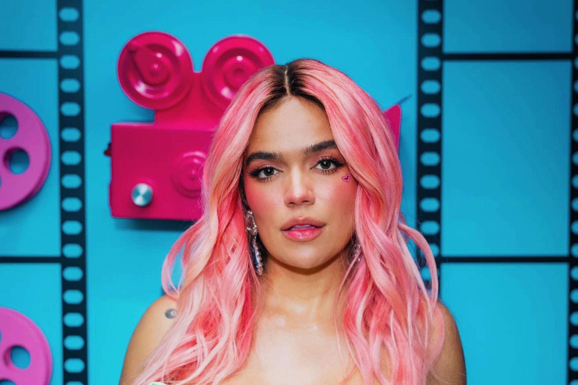 En video | ¡Gran gesto! Karol G visitó un hospital infantil de cáncer y les dio un show: así fue