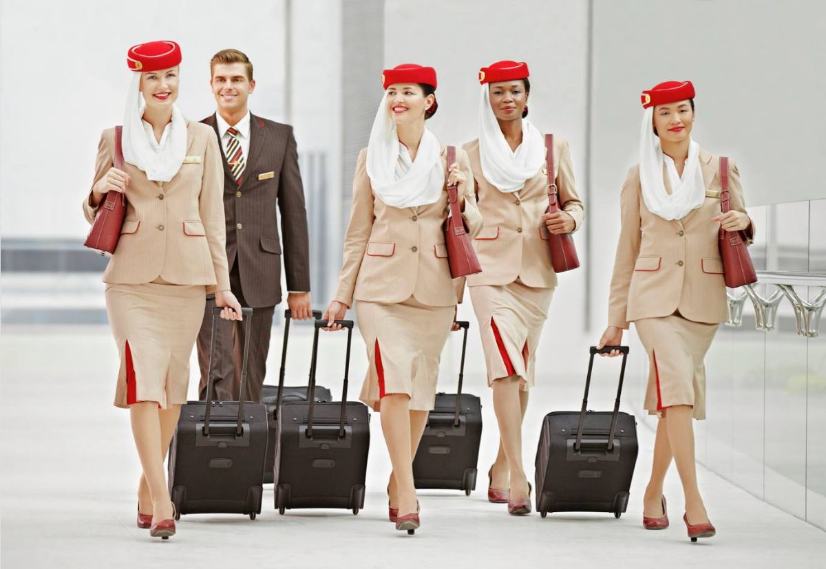 ¡No está nada mal! Este es el salario que ganaría una azafata de la aerolínea Emirates: puede variar