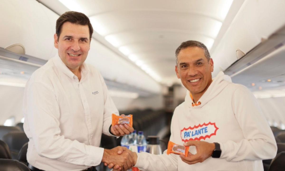 Pasajeros de Latam en Colombia comenzarían a recibir Chocoramo tras sellar acuerdo comercial