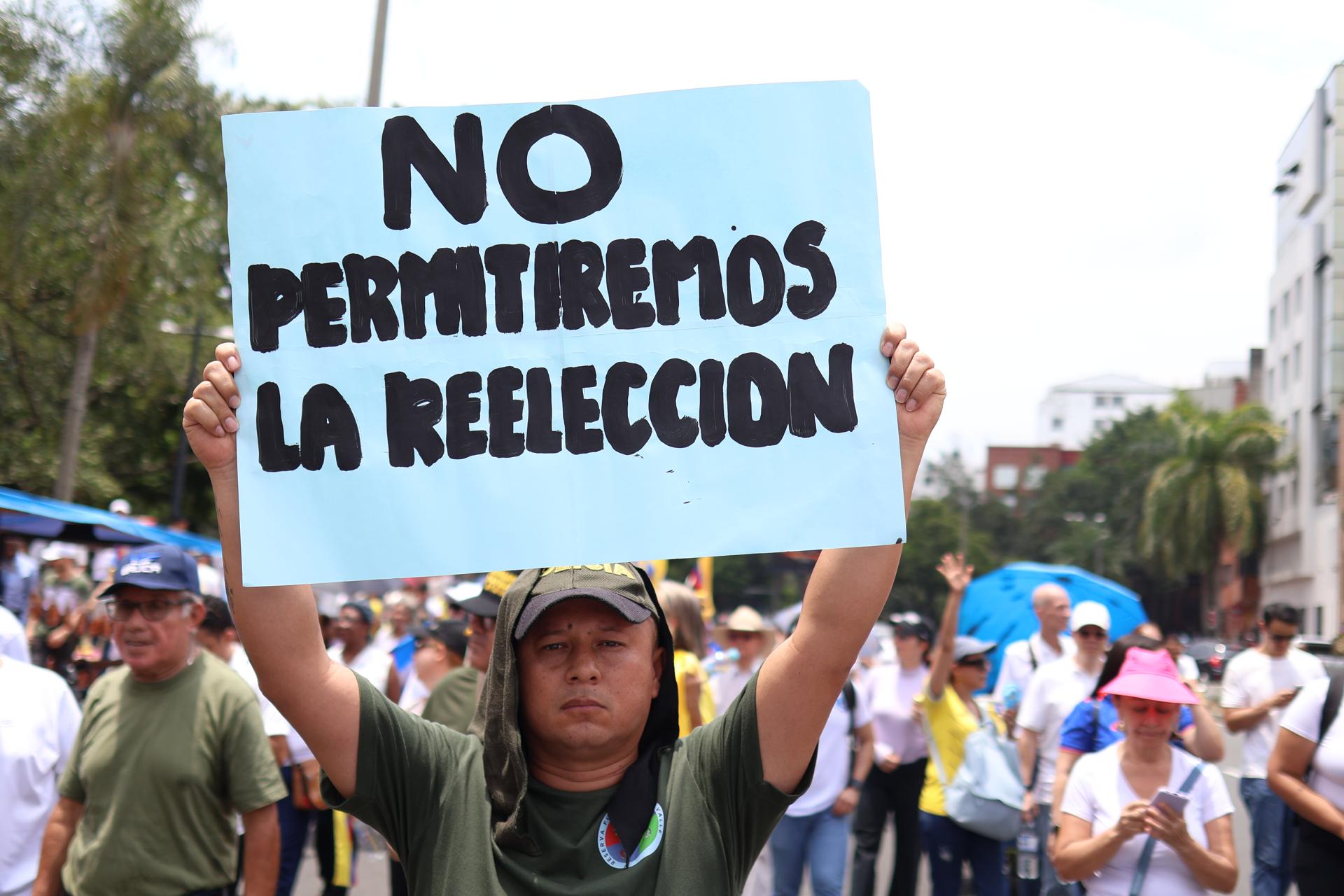 Con multitudinaria marcha y plaza llena, así se llevaron a cabo las marchas en contra del gobierno Petro 
