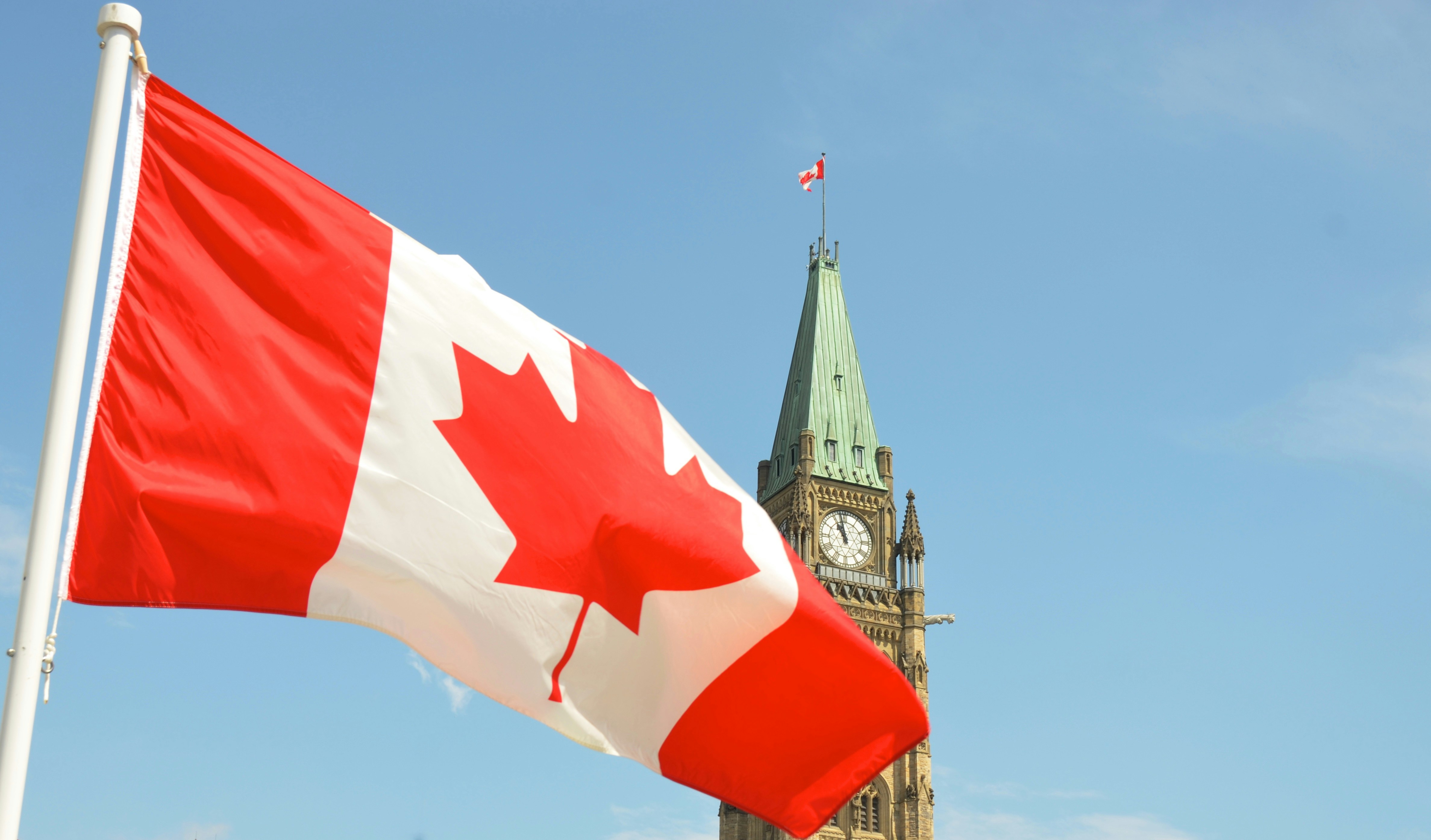 ¡Trabajo sí hay! El Sena abrió convocatoria de empleo en Quebec, Canadá, con millonarios salarios