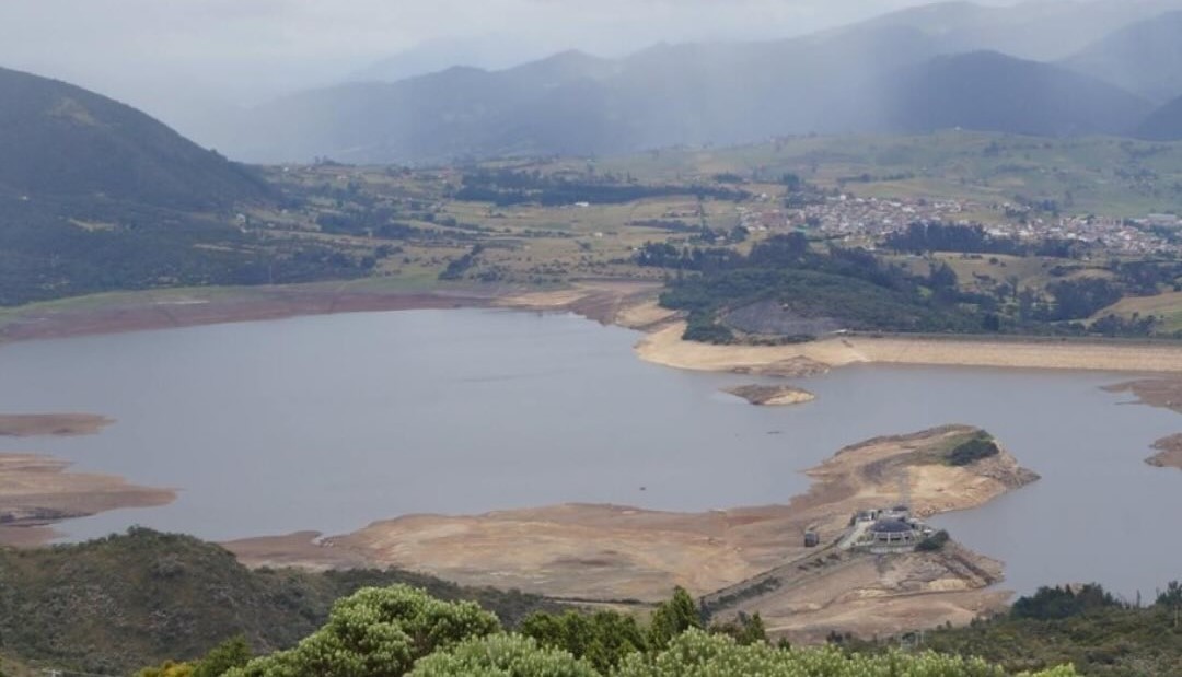 Los embalses del se acercan al 27% de su capacidad: ¿hay riesgo de apagón en Colombia?