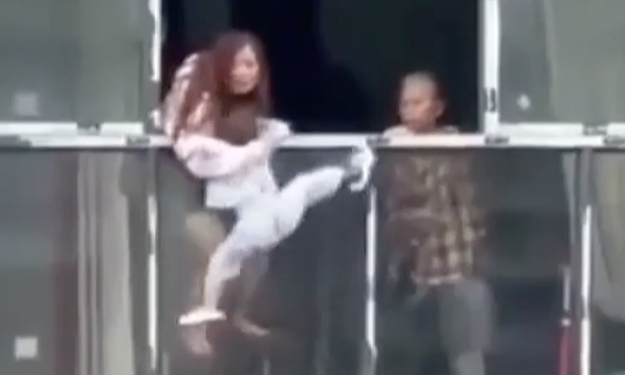 Imágenes sensibles | Aberrante: en China, una mujer arrojó a su hija de tres años desde un piso 22