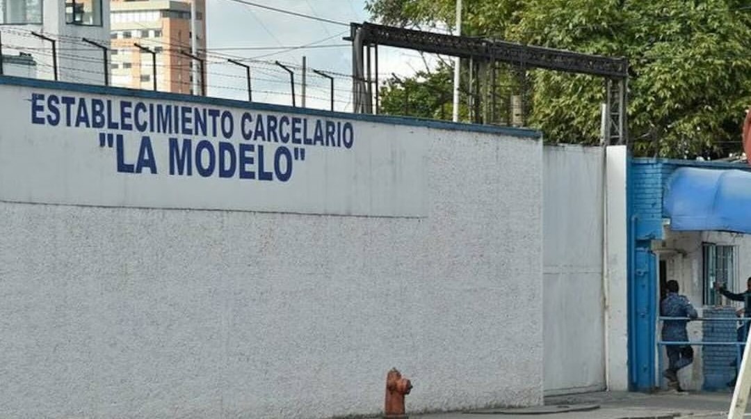Renunció el subdirector de la cárcel La Modelo: reportan intento de motín. Le contamos