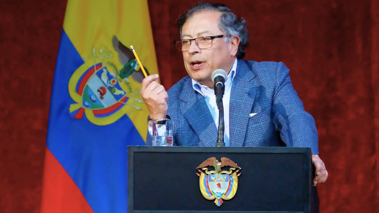 "No me interesa para nada la reelección": Petro tras polémica de la senadora Isabel Zuleta