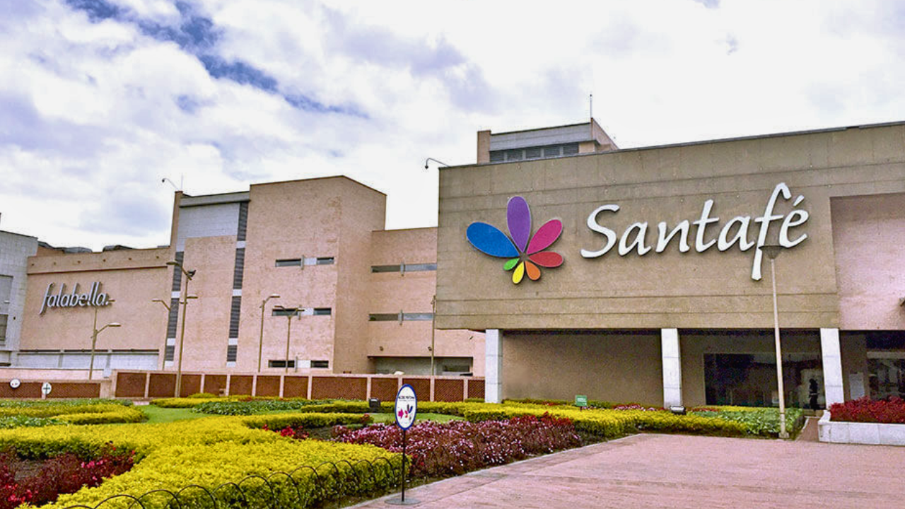 C. Comercial Santafé emitió comunicado tras críticas por decir que feminicidio fue "hecho aislado"