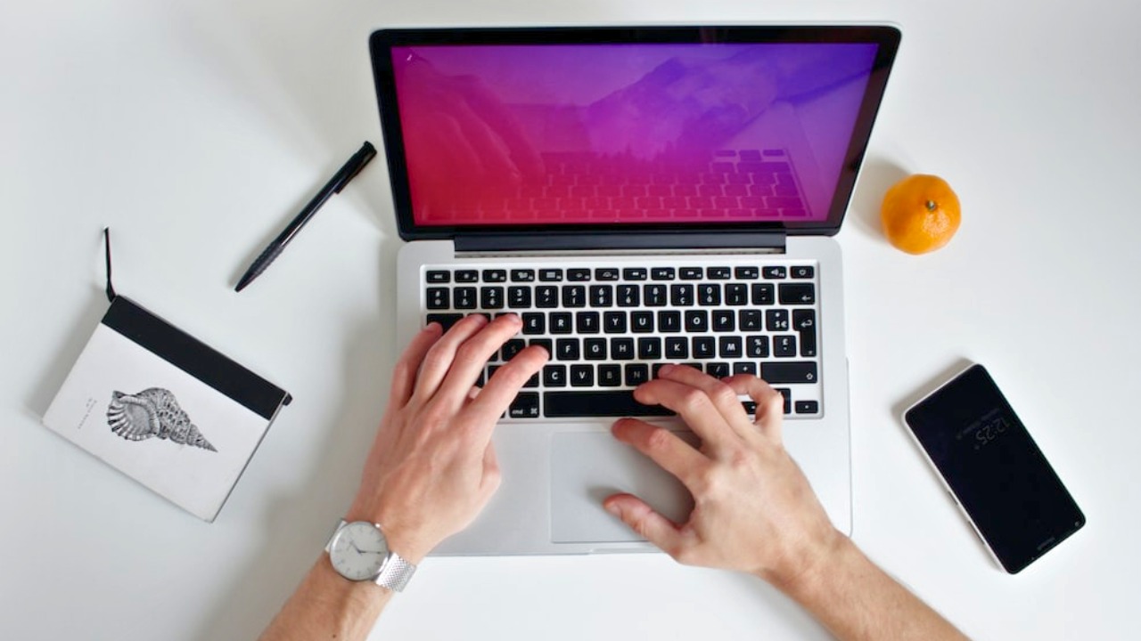 ¿Cómo cuidar la batería del computador para que no se descargue tan rápido? Siga estos consejos