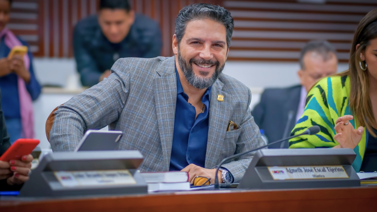 ¿Un mensaje para Verónica Alcocer? Agmeth Escaf lanzó una indirecta y apuntan a la primera dama