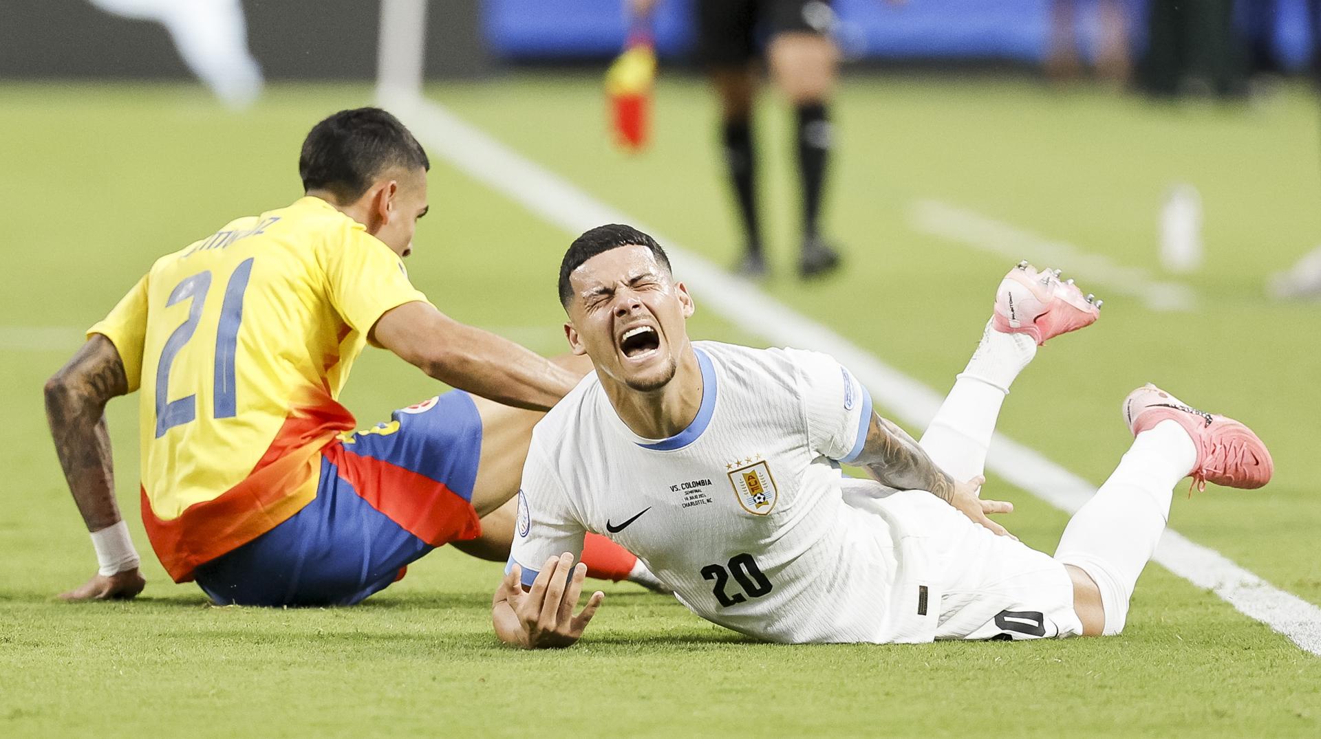 Así fue la infantil falta por la que expulsaron a Daniel Muñoz contra Uruguay