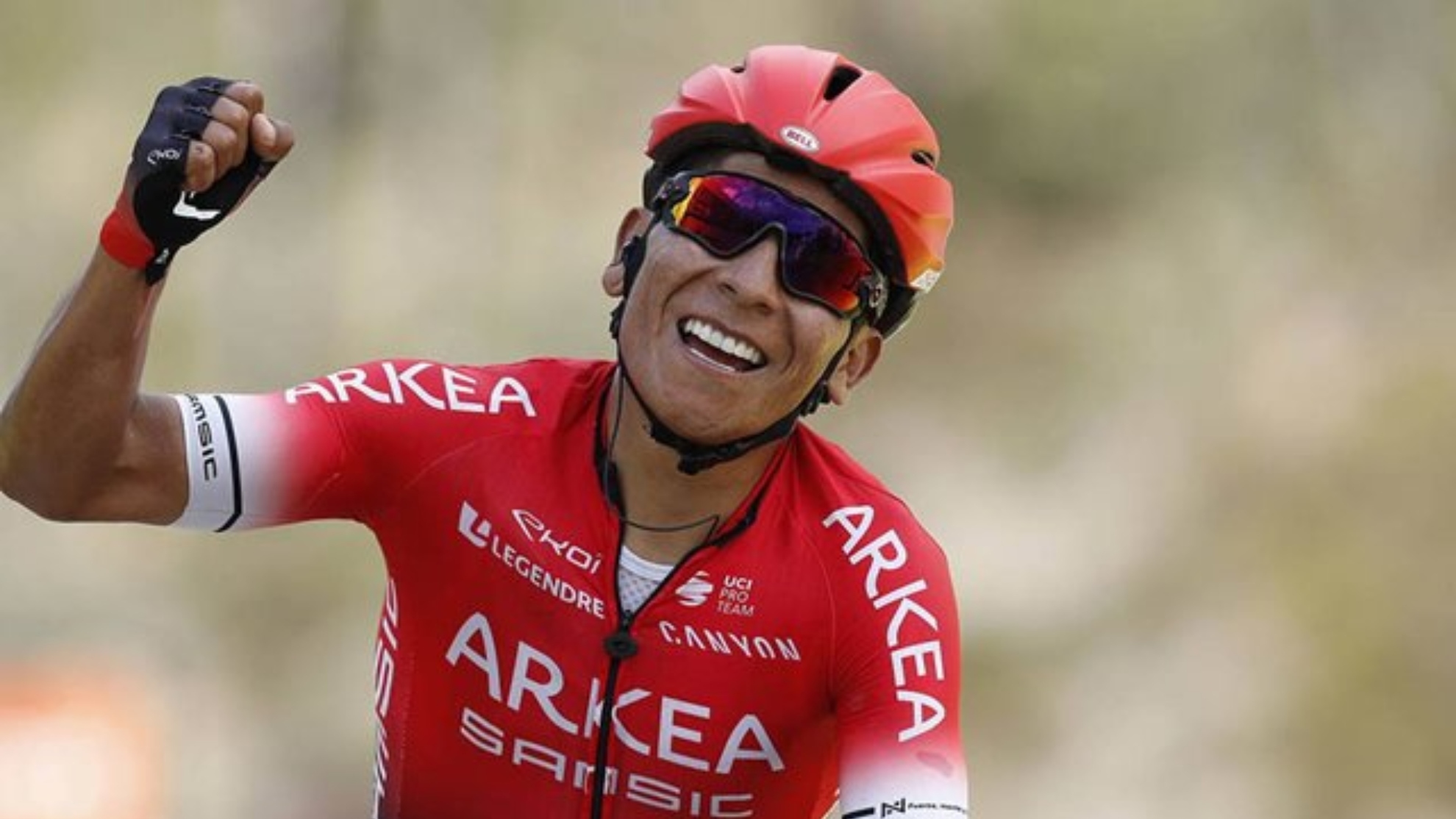 ¡Fuerzas! Así quedó Nairo Quintana tras fuerte caída en plena carrera: pese al dolor, se levantó 