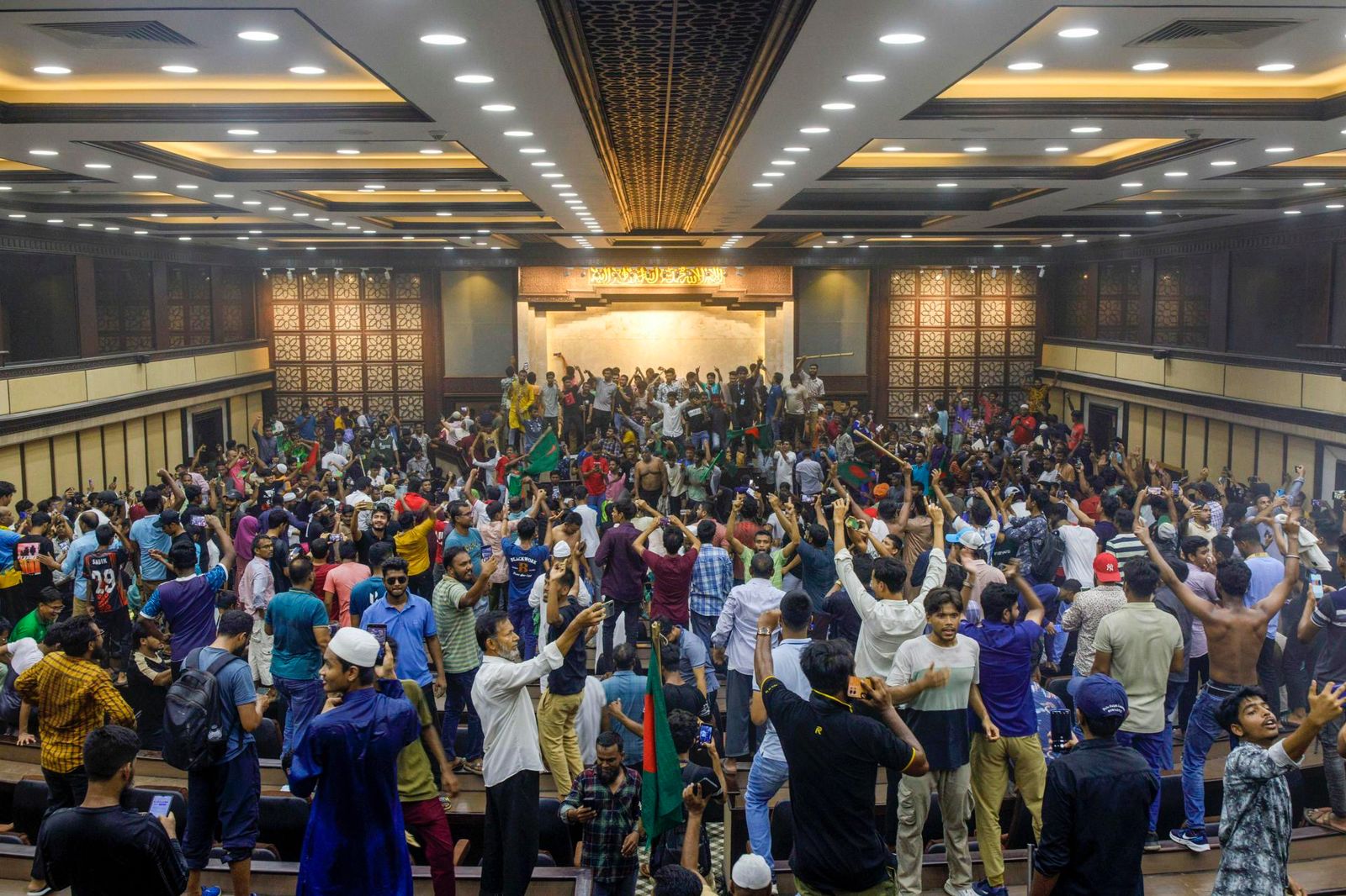 ¿Venezuela lo logrará? Ciudadanos tumbaron la dictadura de Bangladesh tras 15 años en el poder