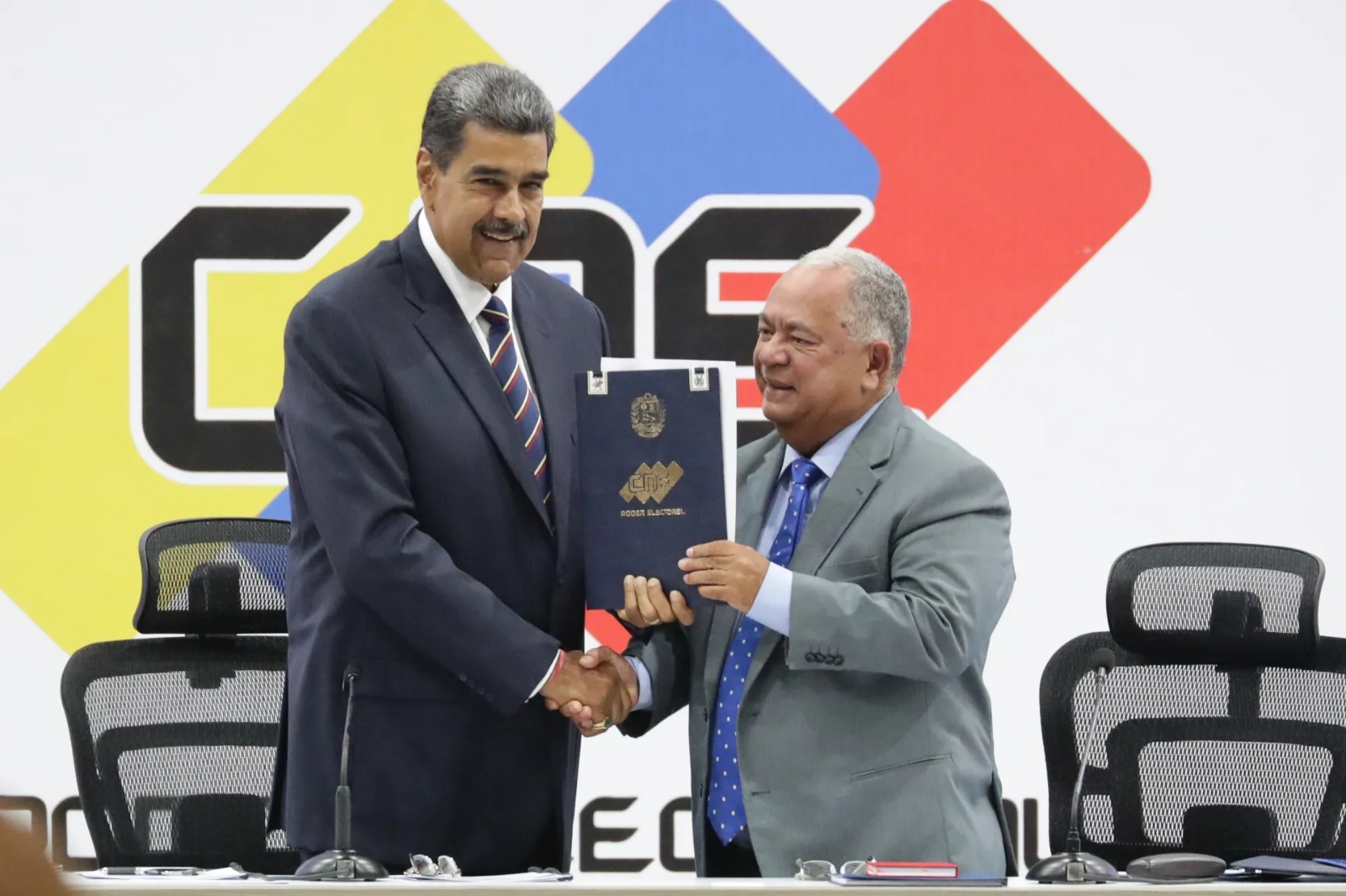 Tribunal Supremo, controlado por el oficialismo en Venezuela, confirma la reelección de Maduro 
