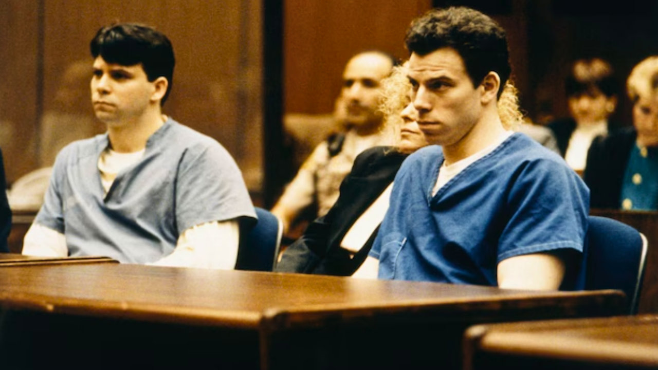 "Monstruos": Fiscalía de Los Ángeles pide reabrir caso de hermanos Menéndez; mataron a sus padres