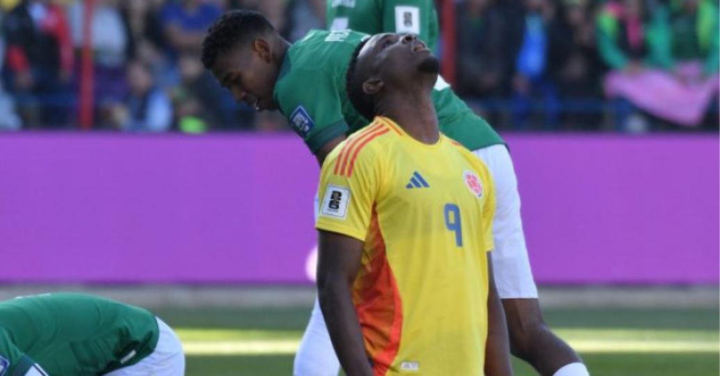 Jhon Córdoba se pronunció sobre las críticas que ha recibido por fallos con la Selección Colombia