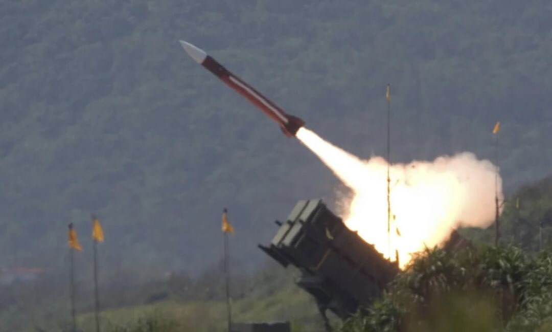 Rusia confirma primer ataque ucraniano con misiles contra instalación militar luego de que EE.UU. autorizó a Zelenski