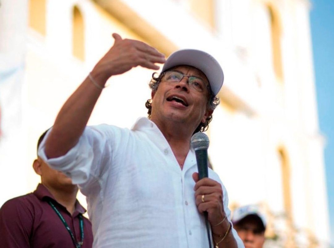 Petro reafirma que su mandato se acaba en 2026: "no me sueño reelegido"