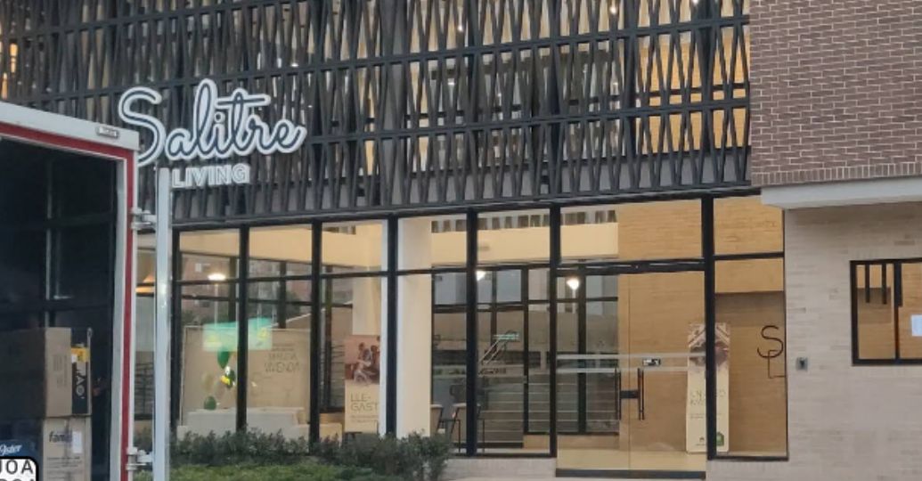 Mujer murió al caer desde un noveno piso en Bogotá tras discutir con su pareja