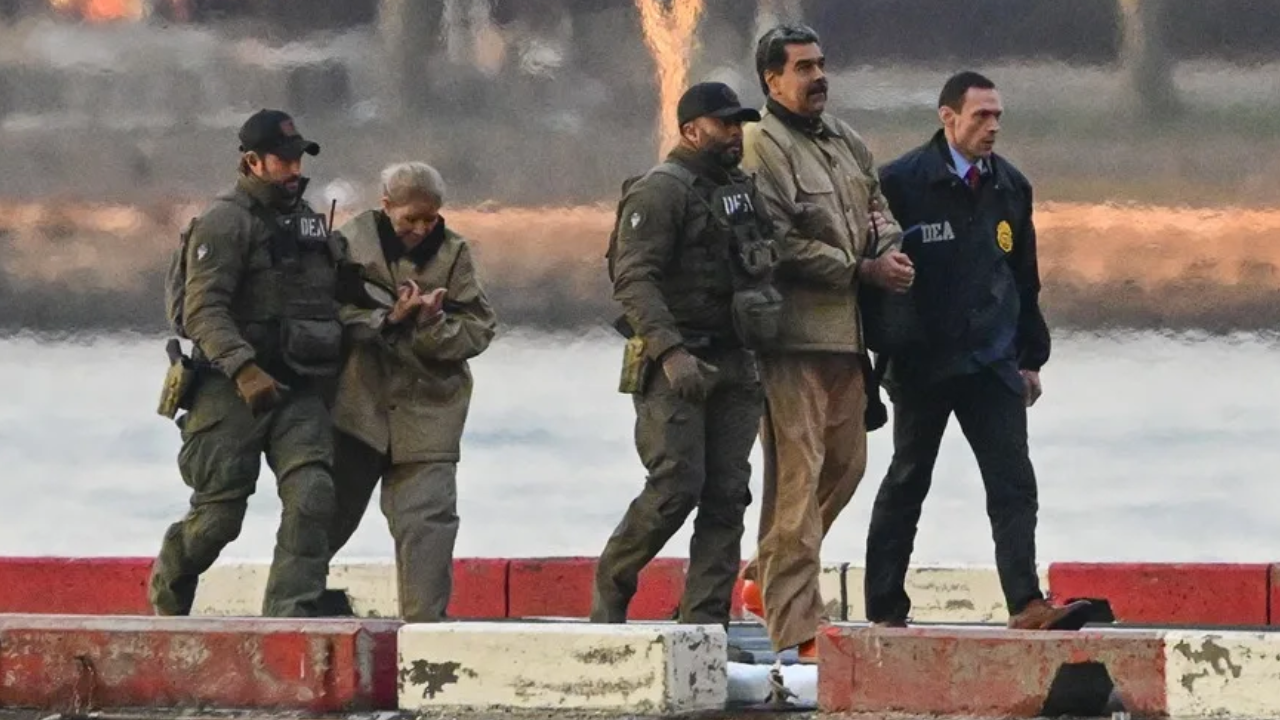 Cara a cara con la justicia: revelan las primeras imágenes de Nicolás Maduro frente al juez 