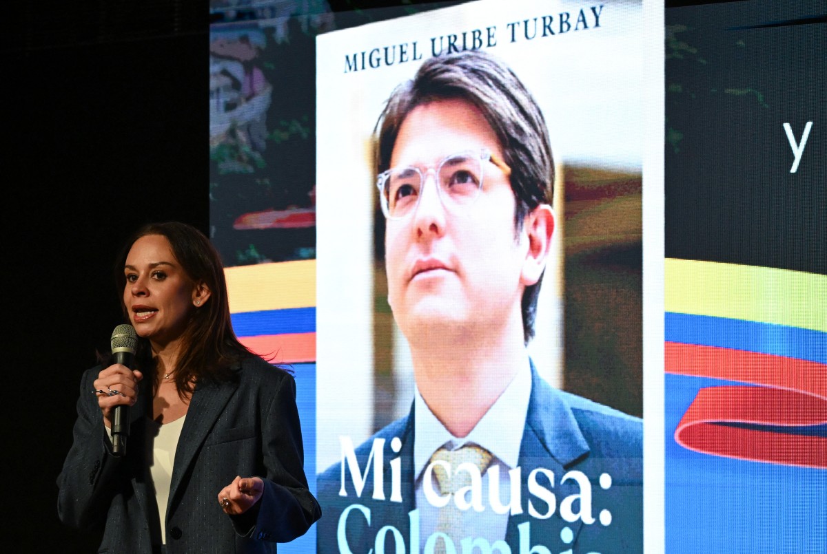 Fiscalía no descarta crimen de Estado en el caso Miguel Uribe Turbay, dice María Claudia Tarazona
