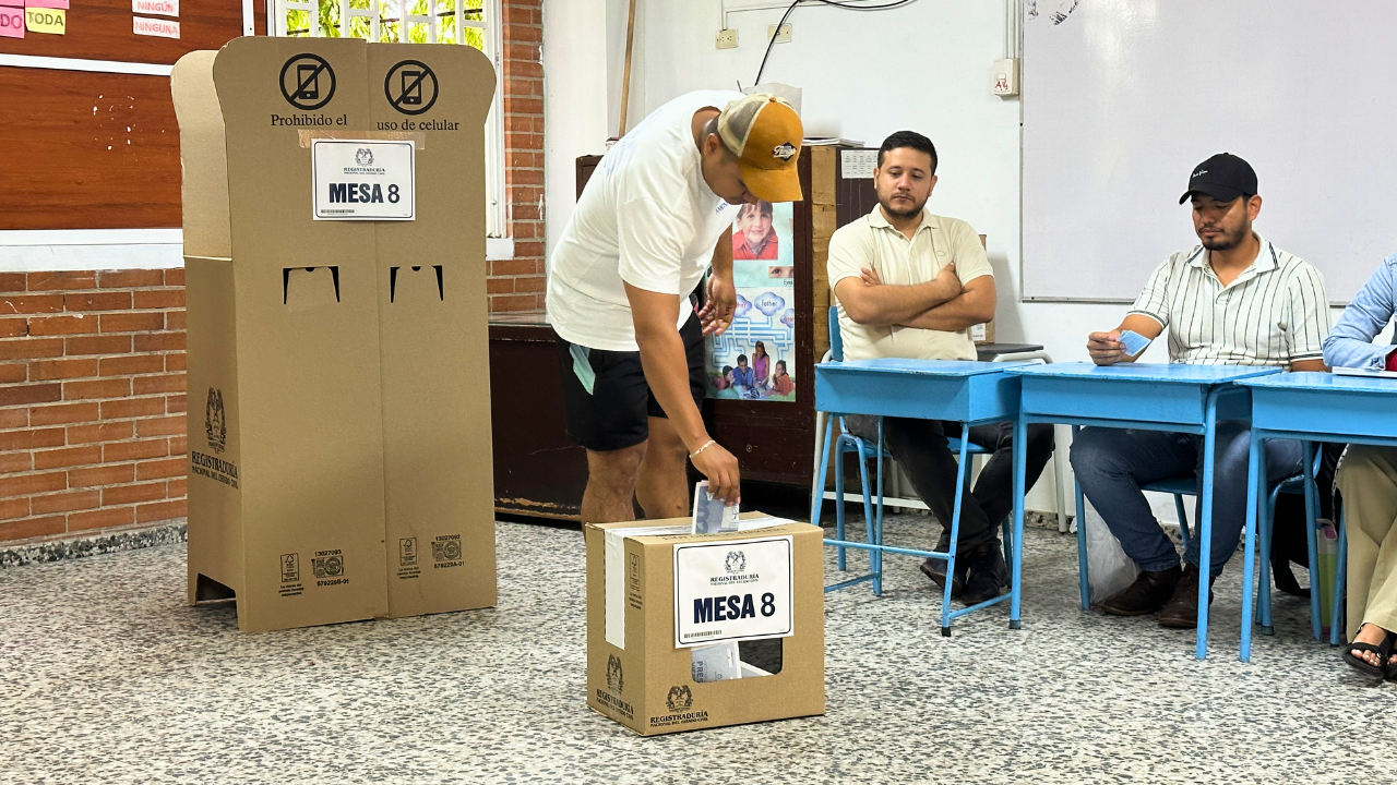 Elecciones Colombia 2026: ¿se pueden acumular los descansos por votar en primera y segunda vuelta?