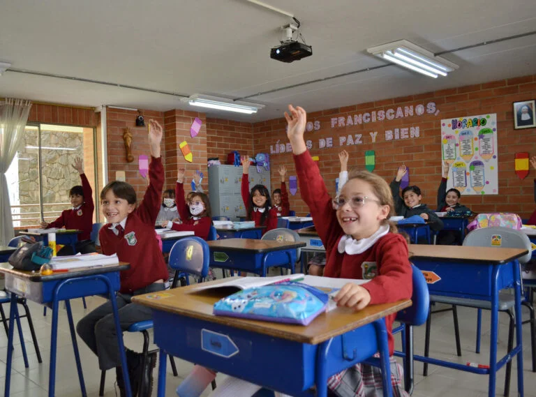 Definen fecha de vacaciones de fin de año para colegios públicos de Bogotá