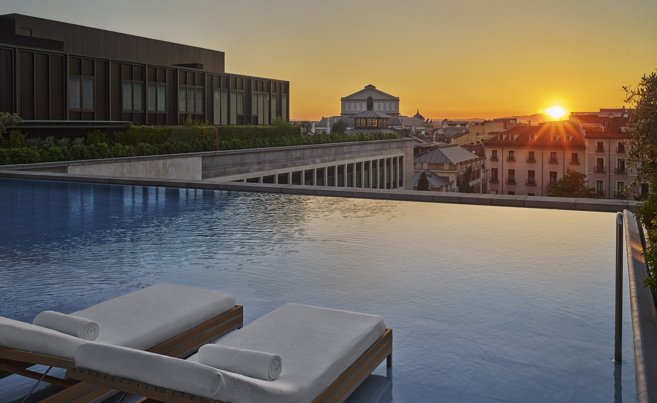 En imágenes | Así es el lujoso hotel de Shakira en Madrid, España: penthouse de hasta 20 mil euros