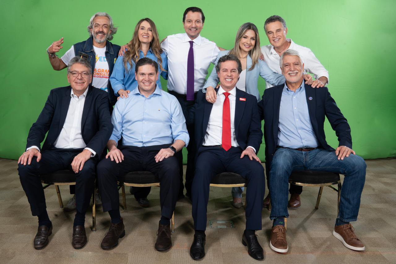 ¿Cuánto dinero recibiría Juan Daniel Oviedo por la reposición de votos? Este es el cálculo