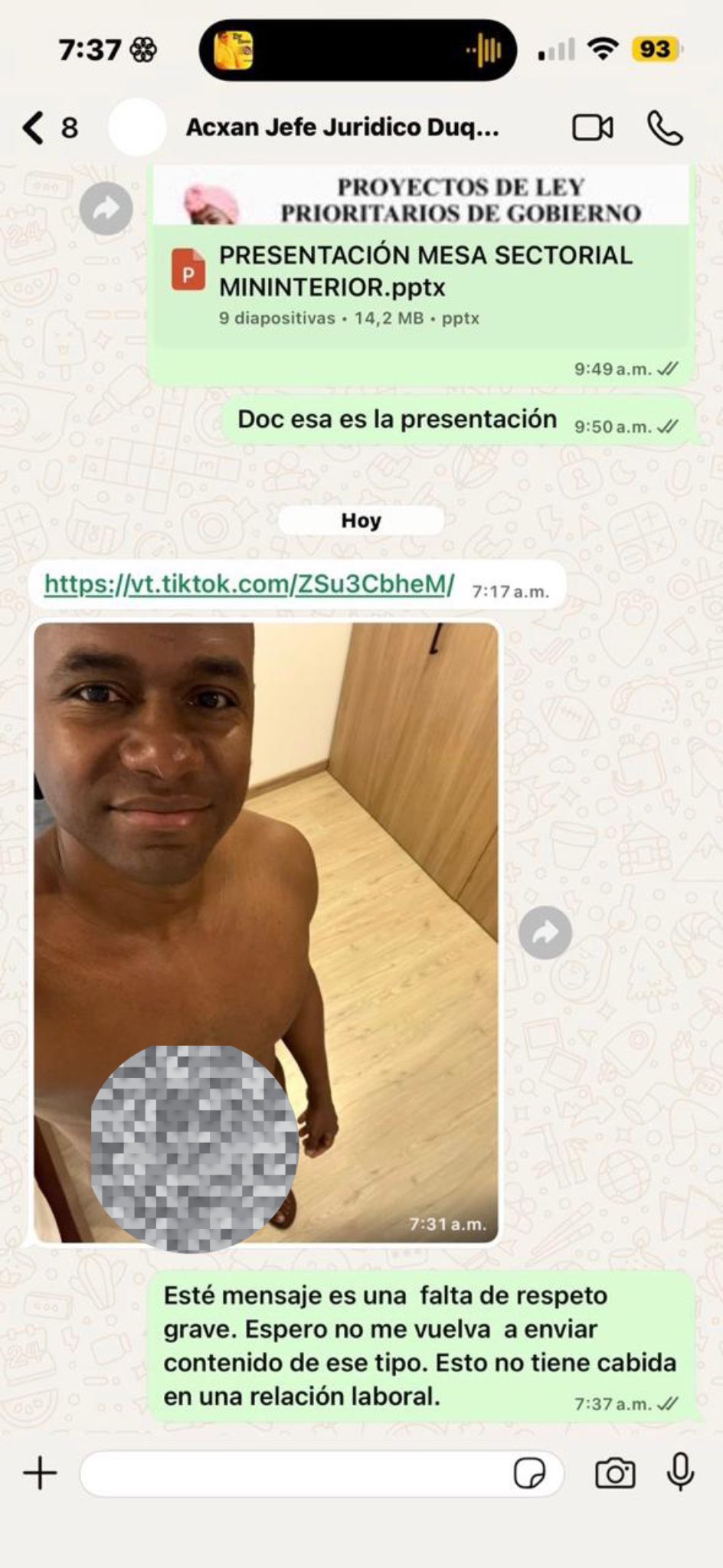 Revelan chat en que exviceministro de Igualdad se disculpa tras enviar foto íntima a funcionaria