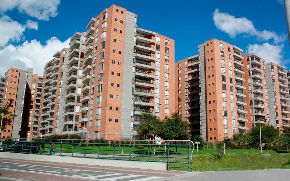 ¿En qué piso es mejor vivir en un edificio residencial? No es el primero ni el último