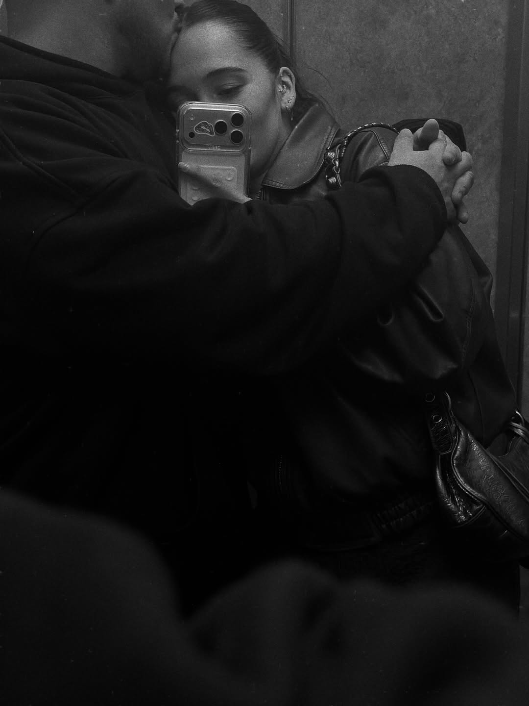 ¿Nuevo romance? Lina Tejeiro desata rumores por imagen durante grabación de MasterChef Celebrity 2026