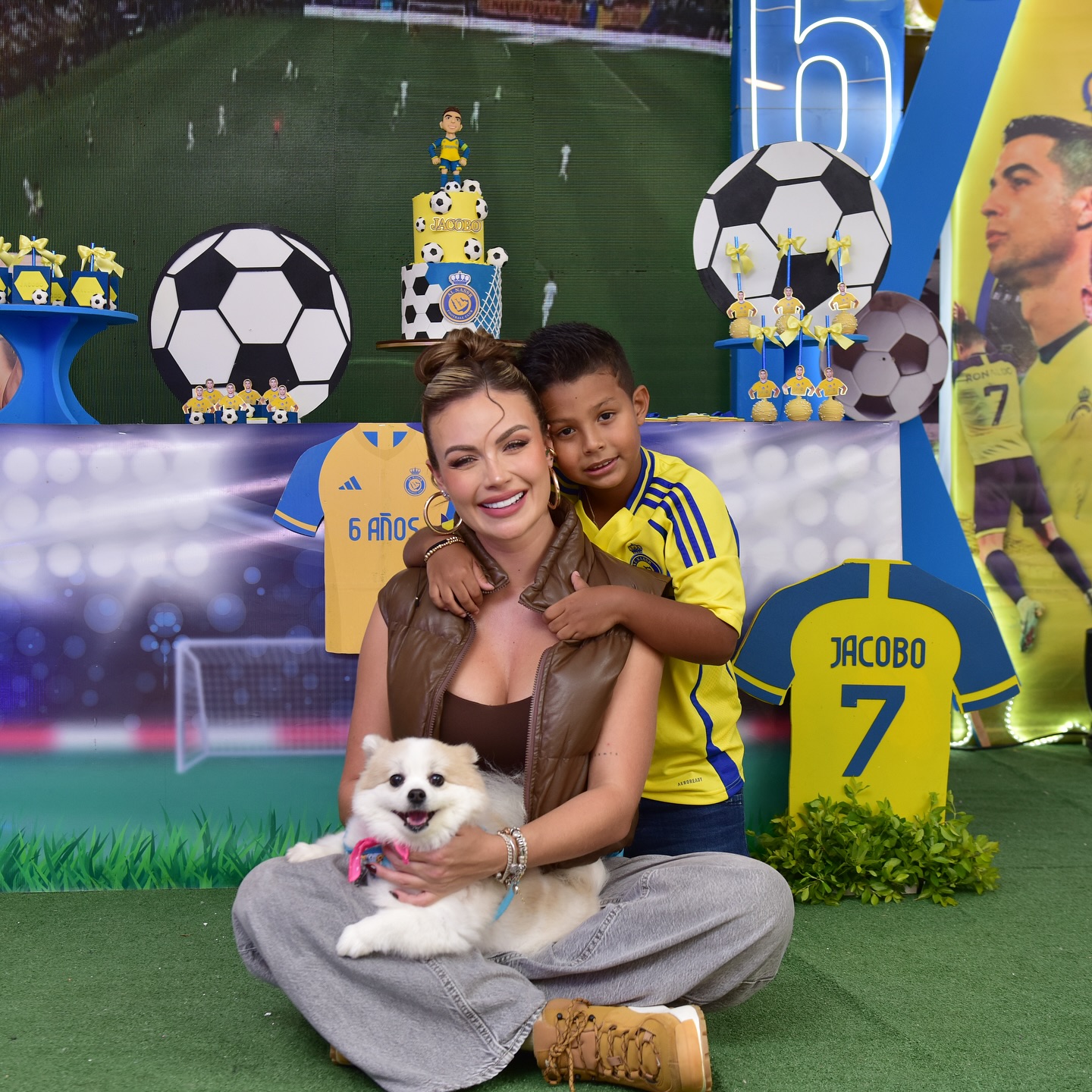 Sara Uribe y su hijo Jacobo