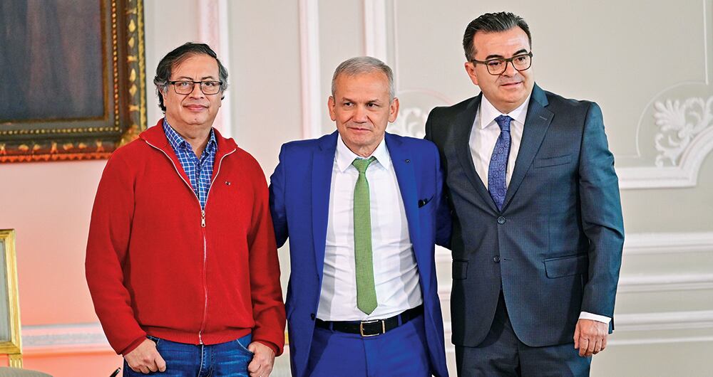Gustavo Petro, Carlos Ramón González y Olmedo López