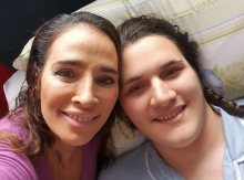 Para llorar: este fue el último regalo que le dio Ángelo Bossa a Luly, su madre, antes de morir