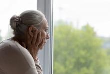 Científicos descubren una variante genética que protegería contra el Alzheimer: esto se sabe