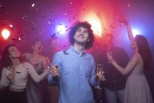 El abuso de alcohol en jóvenes estaría relacionado con cambios emocionales, cognitivos y cerebrales 