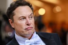 Musk vs. Apple: ¿por qué el millonario amenaza con prohibirles a sus empleados usar iPhone?