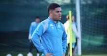 Racing estaría retardando el anuncio del fichaje de Juanfer Quintero con América