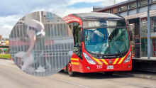 En video| Caos en TransMilenio por pelea de pareja: hombre le destruyó celular a su novia por celos
