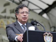 Petro defiende el decreto del salario mínimo y anuncia nueva concertación